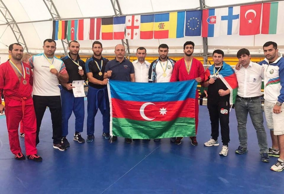 Universal döyüşçülərimiz Avropa çempionatında uğurla çıxış ediblər