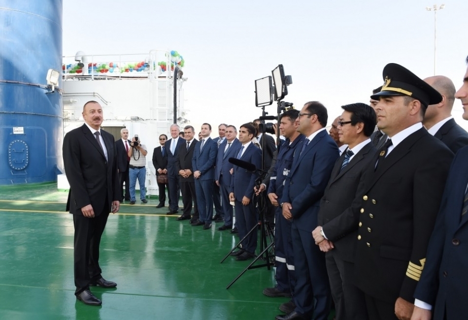 الرئيس: أذربيجان يضمن نفسَه وعددا كبيرا من البلدان بالغاز الطبيعي لمدة اقلّها 100 سنة مقبلة