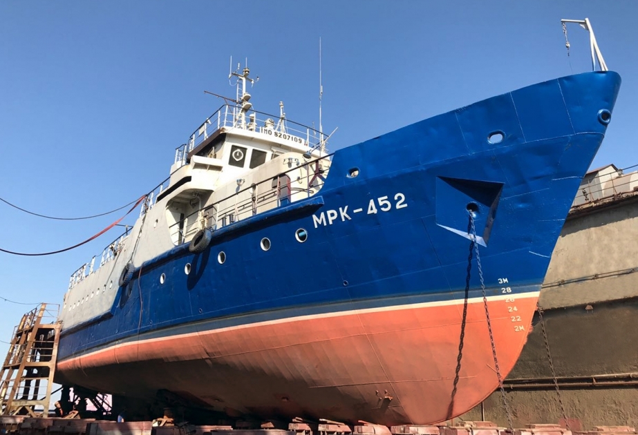 Gəmiçiliyin “MPK-452” sərnişin gəmisi “Bibiheybət” Gəmi Təmiri Zavodunda təmir edilir