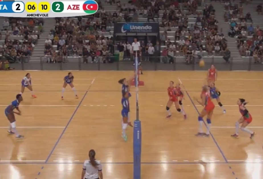 Azerbaijani female volleyball players beat Italy in friendly
