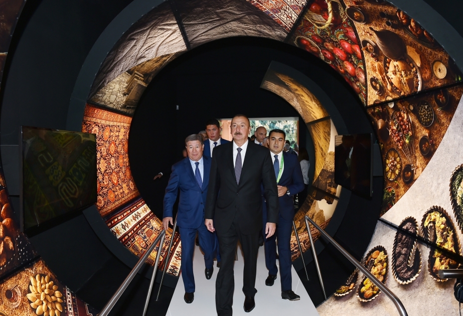 President Ilham Aliyev viewed Azerbaijani and Kazakh booths at EXPO 2017 Astana international exhibition VIDEO