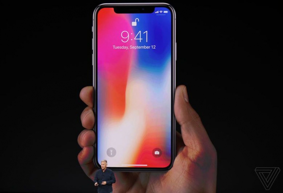 Apple представила новый iPhone X за тысячу долларов