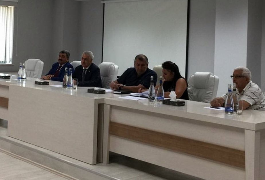 Azərbaycan Voleybol Federasiyasının prezidenti milli komandamızın üzvləri ilə görüşüb