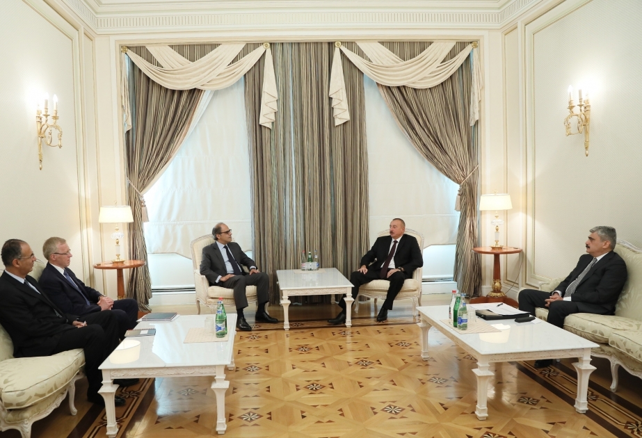 Le président Ilham Aliyev reçoit une délégation menée par le directeur du Département Moyen-Orient et Asie centrale du FMI VIDEO