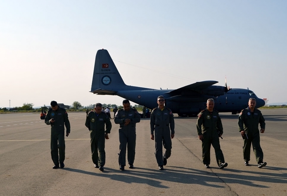 Übung "TurAZ Adler- 2017": Flieger der türkischen Air Force in Aserbaidschan eingetroffen VIDEO