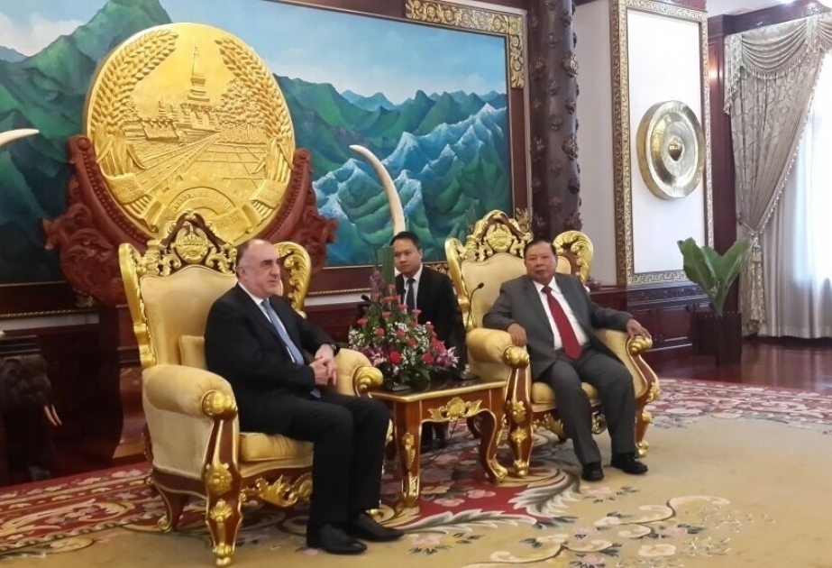 老挝国家主席本扬·沃拉吉为支持培养老挝专家向阿塞拜疆政府表示感谢
