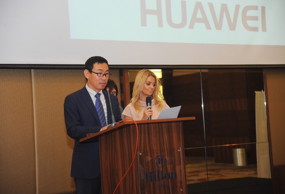 Bakıda "Huawei" şirkətinin yeni modelləri təqdim olunub