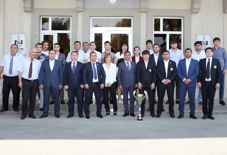 Avropa çempionu olan gənc cüdoçularla görüş keçirilib