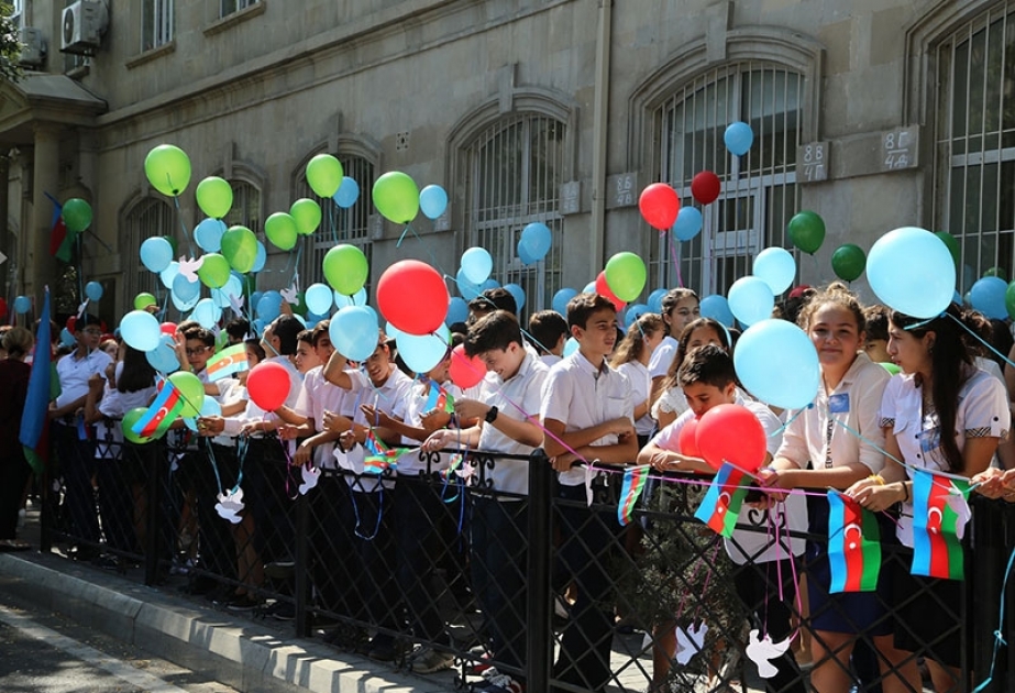 В Баку отметили Международный день мира