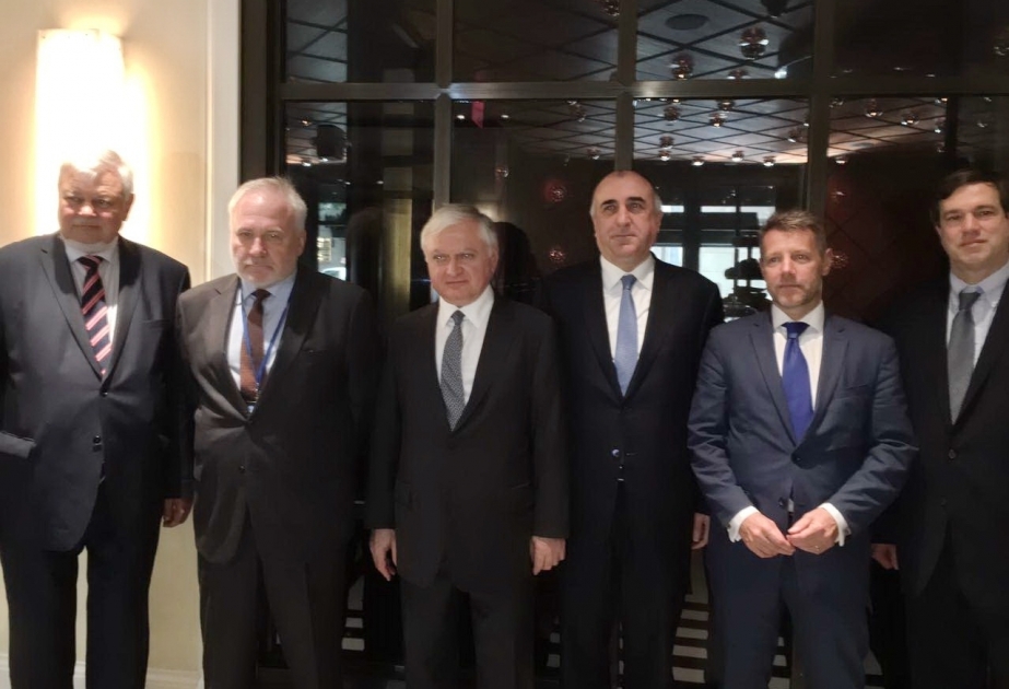 Azerbaijani, Armenian FMs meet in New York