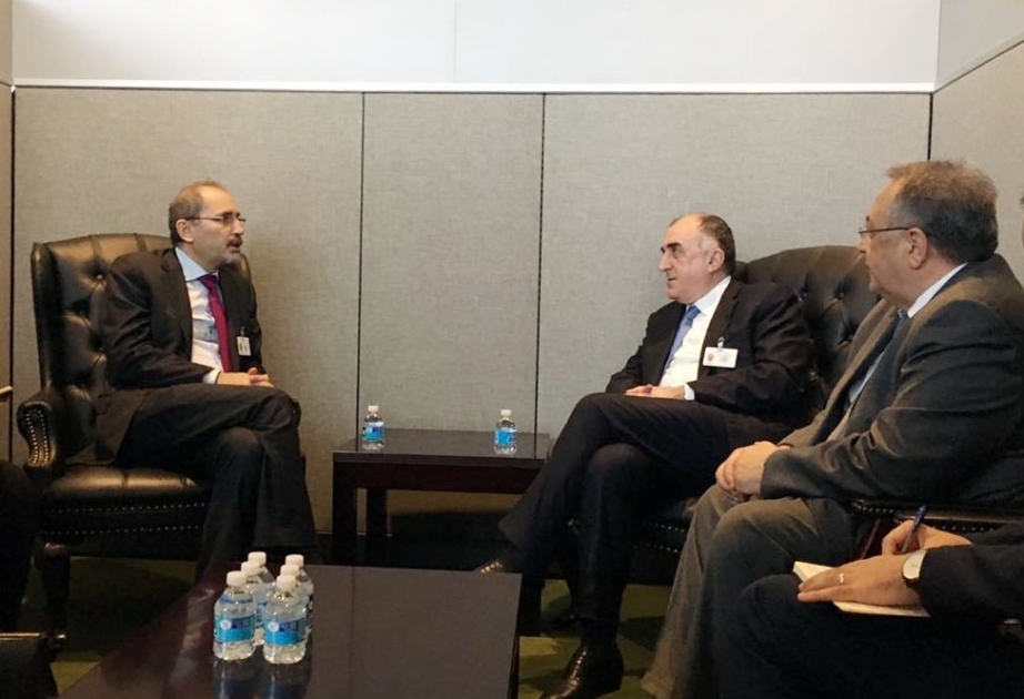 Azerbaijani FM meets Jordanian counterpart in New York