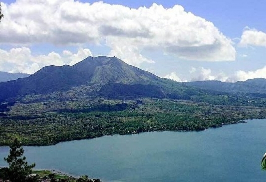 Balidə vulkanın aktivliyinin artması səbəbindən 42 min nəfər təxliyə olunub