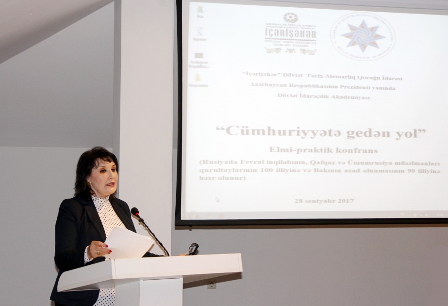 “Cümhuriyyətə gedən yol” mövzusunda konfransda elmi məruzələr dinlənilib