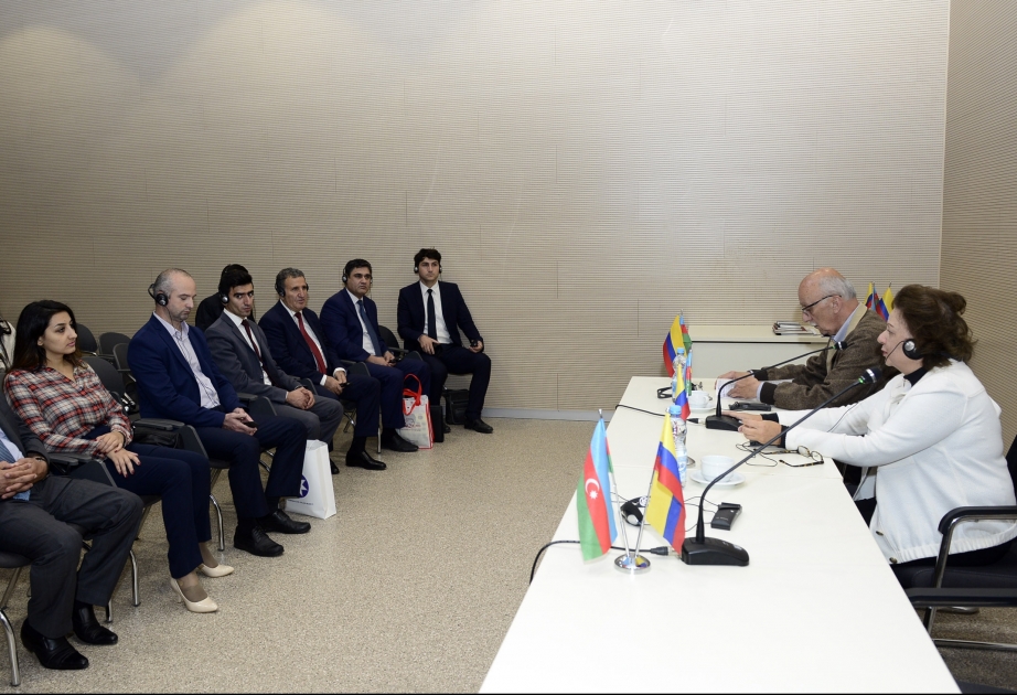 Bakıda kolumbiyalı professorun təqdimatında “Qabriel Qarsiya Markes kimdir?” mövzusunda tədbir