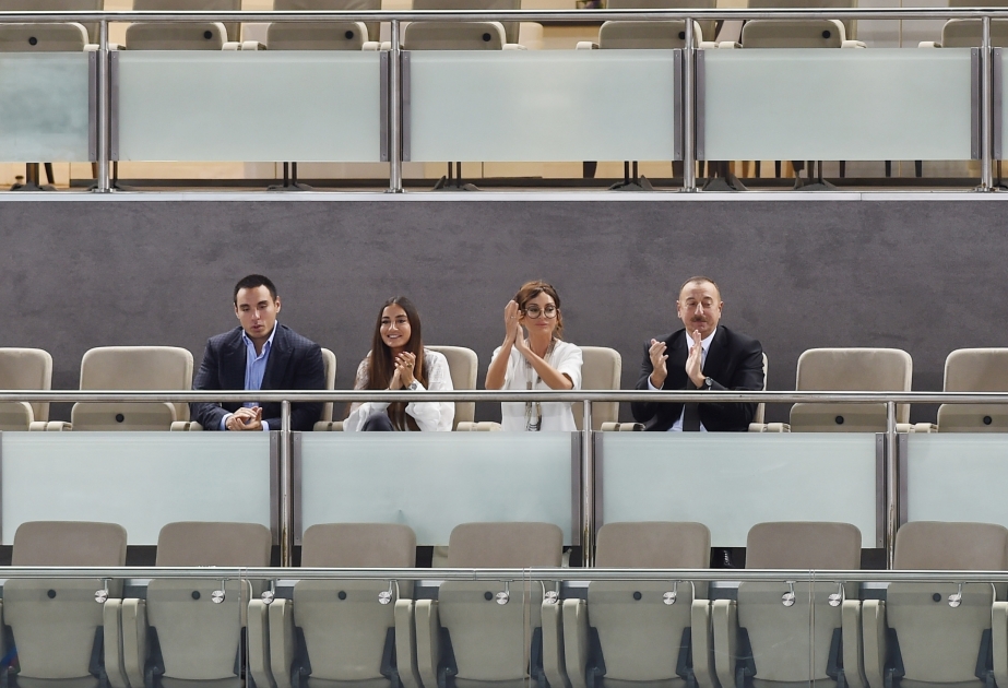 L'Azerbaïdjan disputera la troisième place au Championnat d'Europe de volley-ball fémininLe président Ilham Aliyev et la première dame Mehriban Aliyeva ont assisté au match
