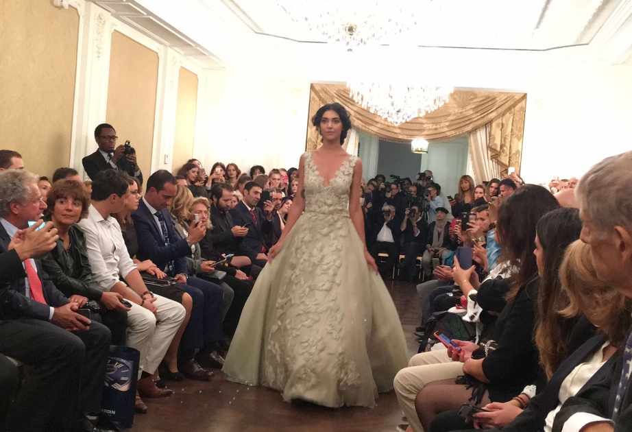 Parisdə azərbaycanlı modelyerin kolleksiyası nümayiş etdirilib