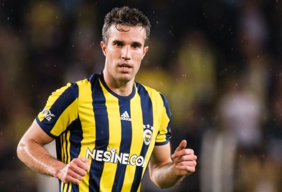 “Fənərbağça” Robin van Persi ilə yollarını ayırır