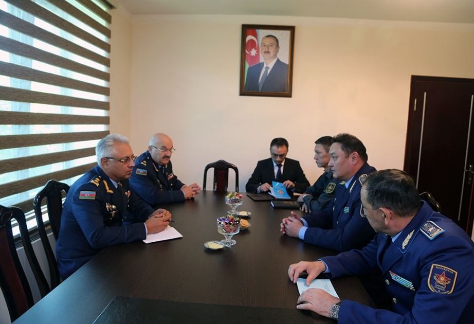 Azerbaijani, Kazakh Air Forces discuss cooperation