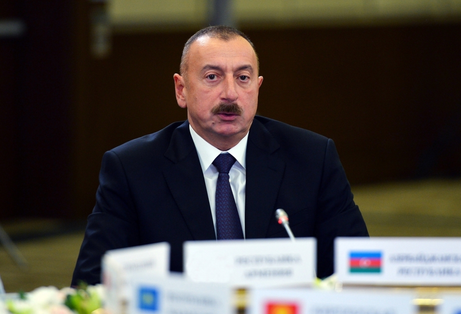 Prezident İlham Əliyev: Biz gələcəkdə də təhlükəsizliyin möhkəmləndirilməsi və risklərin azaldılması işinə töhfəmizi verməyə hazırıq Azərbaycan Prezidenti bu sözləri Soçidə MDB Dövlət Başçıları Şurasının məhdud tərkibdə iclasındakı çıxışında deyib
