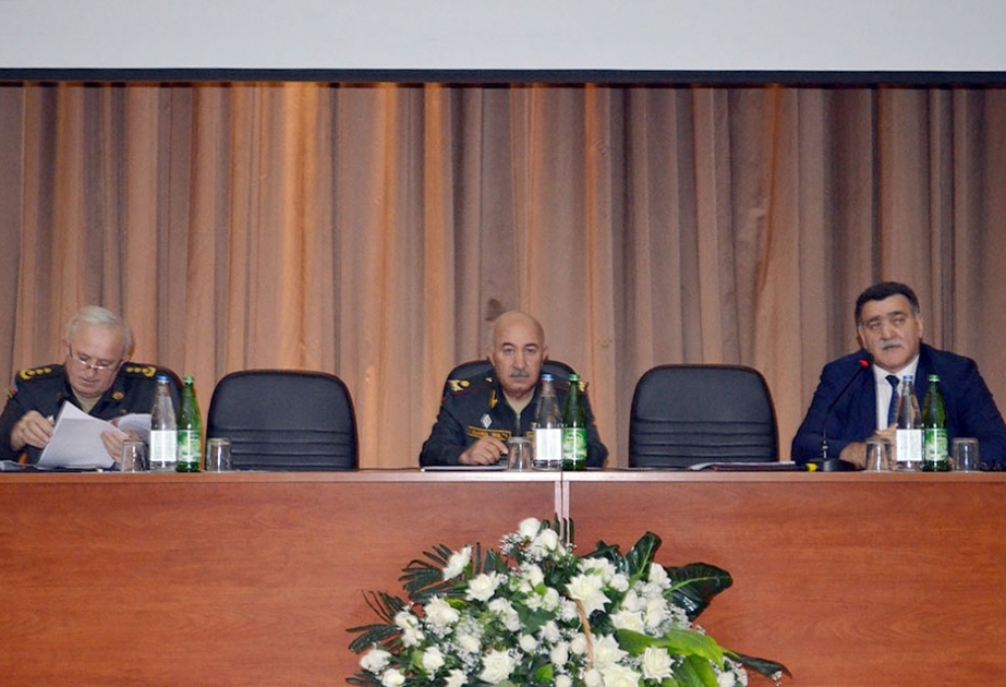 Şəxsi heyətlə iş üzrə komandir müavinlərinin, hüquq işləri üzrə köməkçilərin və psixoloqların iştirakı ilə seminar keçirilib