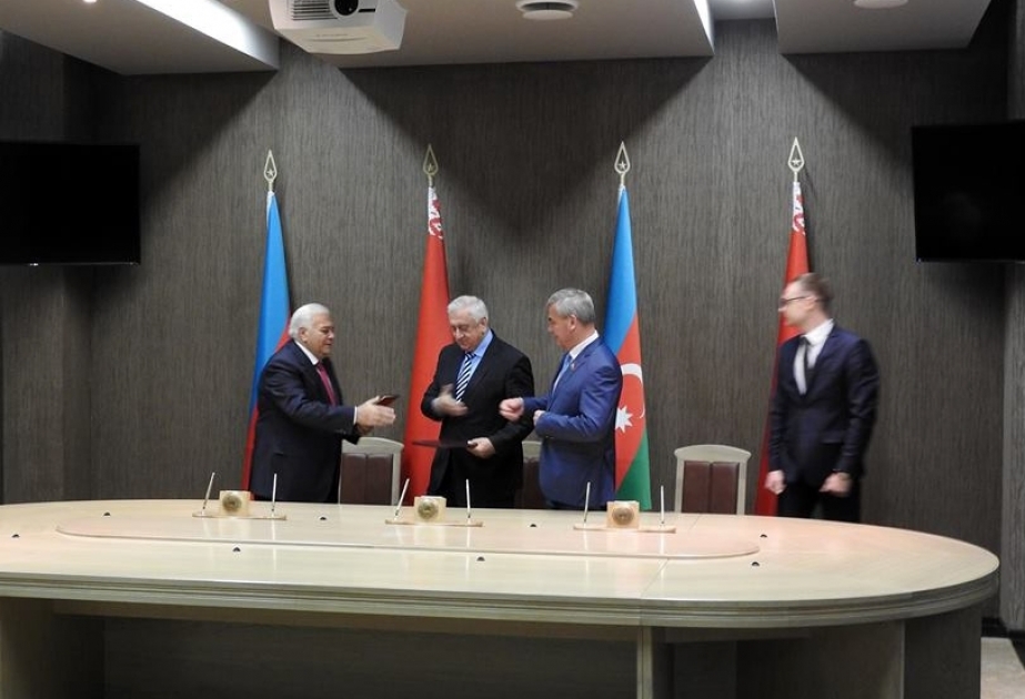 Parlamente von Aserbaidschan und Belarus signieren allseitige Kooperation