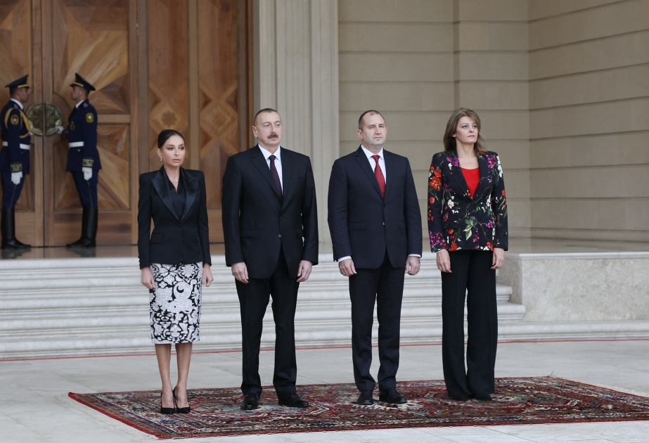 Offizieller Empfang von Bulgariens Präsident in Baku VIDEO