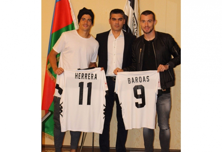 “Neftçi” iki futbolçusu ilə müqaviləni yeniləyib