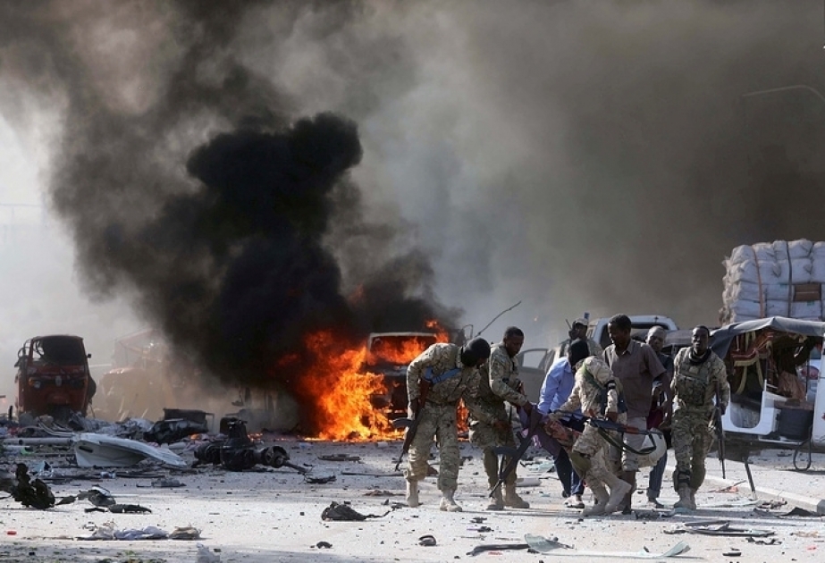 Death toll from Somalia bomb attacks tops 300