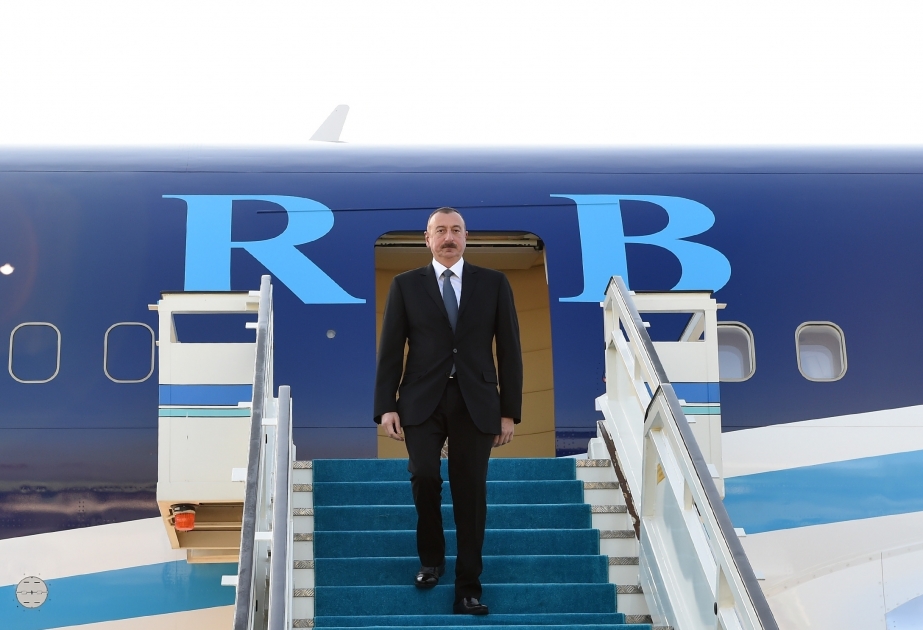 Le président Ilham Aliyev arrive en Turquie VIDEO