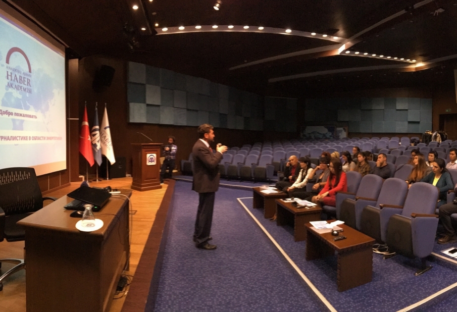Un journaliste de l’AZERTAC participe à une formation internationale en Turquie