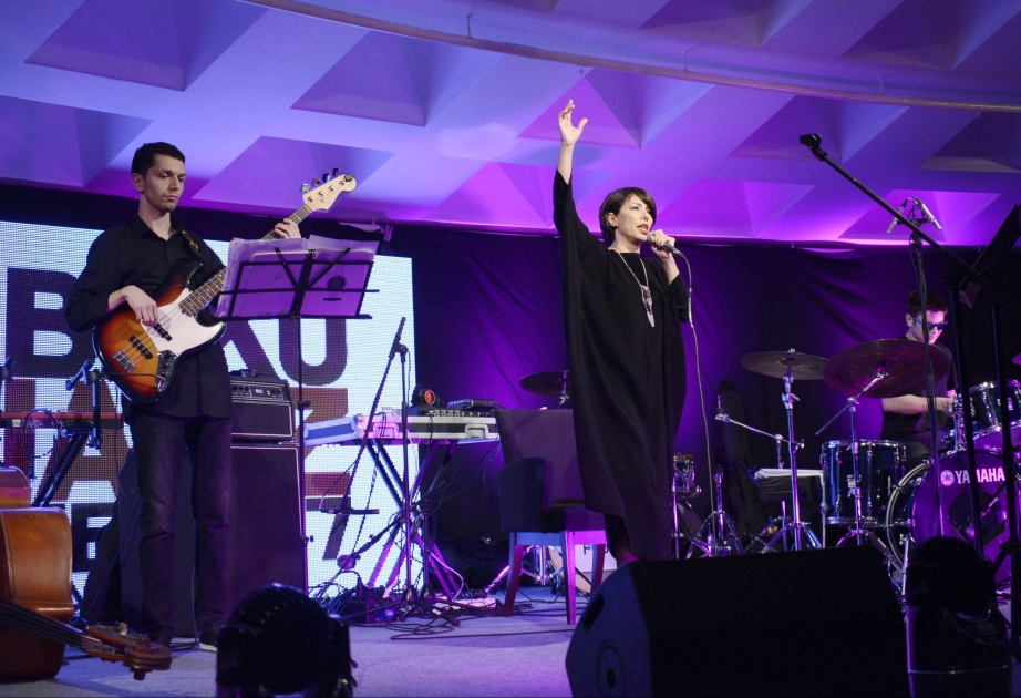 Vokalçılar Təranə Mahmudova və Elbəy Məmmədzadənin konserti maraqla qarşılanıb