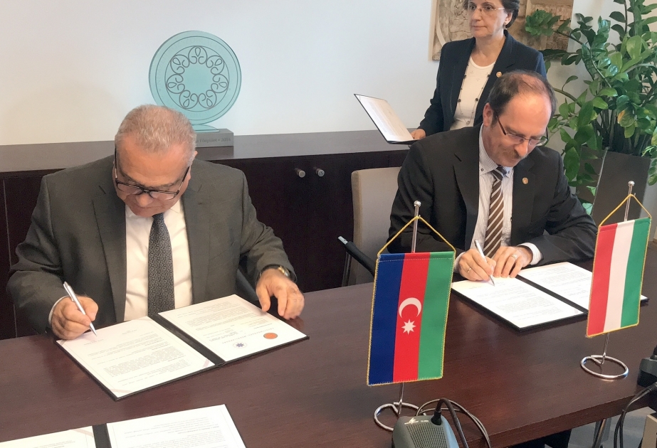 Azerbaijan Academy of Public Administration, Hungarian National University of Public Service sign MoU