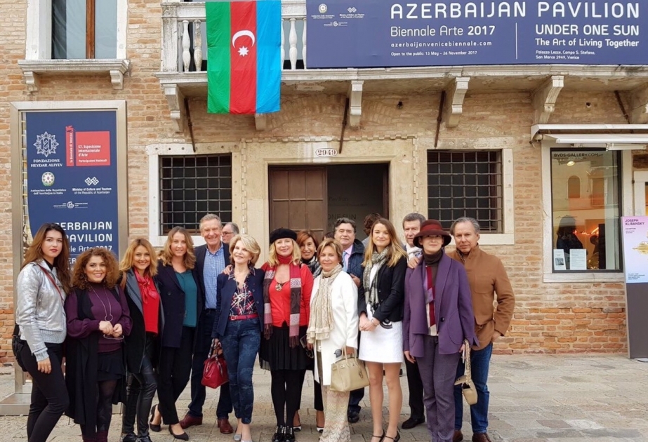 Fransada Azərbaycanın Dostları Assosiasiyasının kollektivi Venesiya Biennalesini ziyarət edib