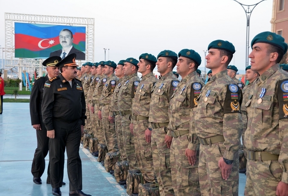 Un groupe de casques bleus azerbaïdjanais regagne le pays