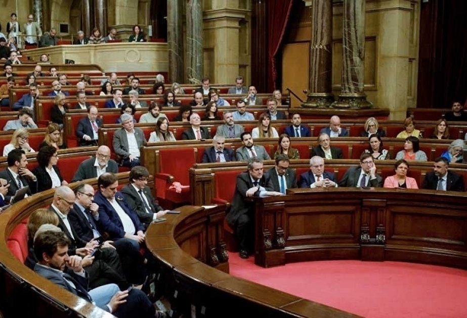 Mehrheit gegen die Regionalregierung in Barcelona zugestimmt