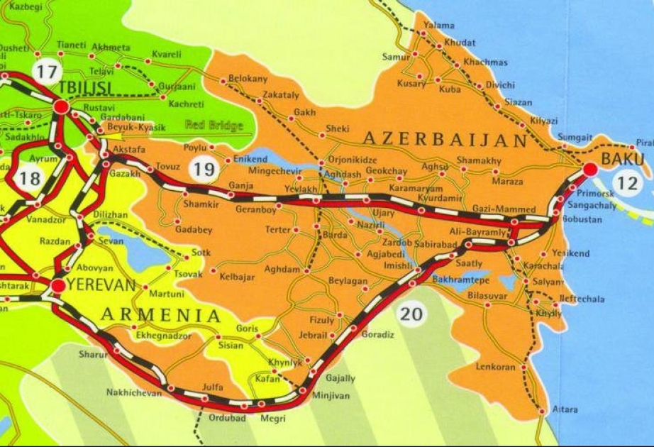 Gürcü politoloq: Ermənistanda siyasi ambisiyalar iqtisadiyyatdan daha güclüdür