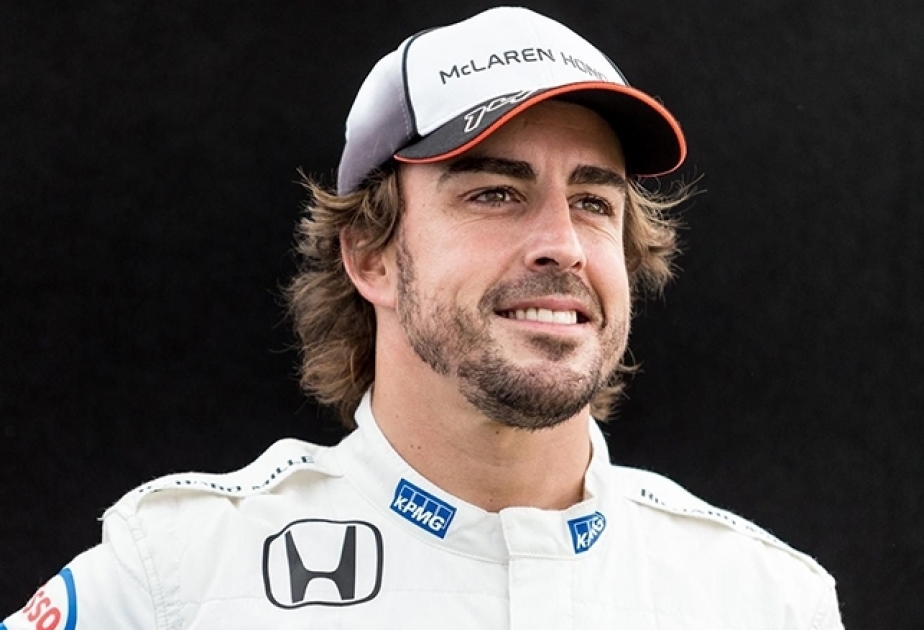 Алонсо предложил покрасить новую машину McLaren в голубой