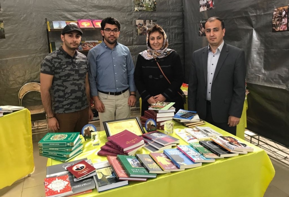 Azərbaycan ilk dəfə Təbriz kitab sərgisində