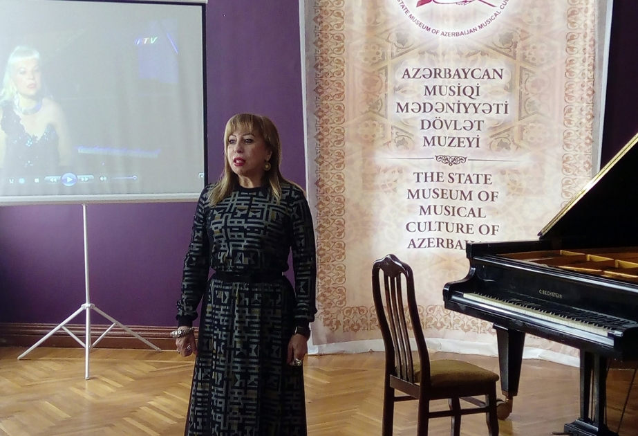 Dünya şöhrətli pianoçu Adilə Əliyeva ilə görüş