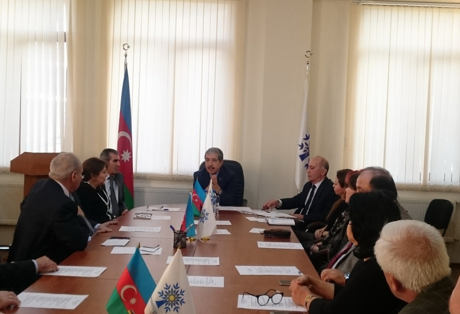 Yeni Azərbaycan Partiyası Səbail rayon təşkilatının idarə heyətinin iclası keçirilib