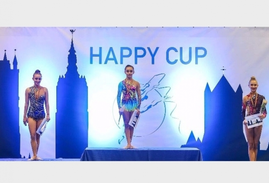 Aserbaidschanische Turnerin holt 4 Gold und 1 Silber bei Turnier "Happy Cup"