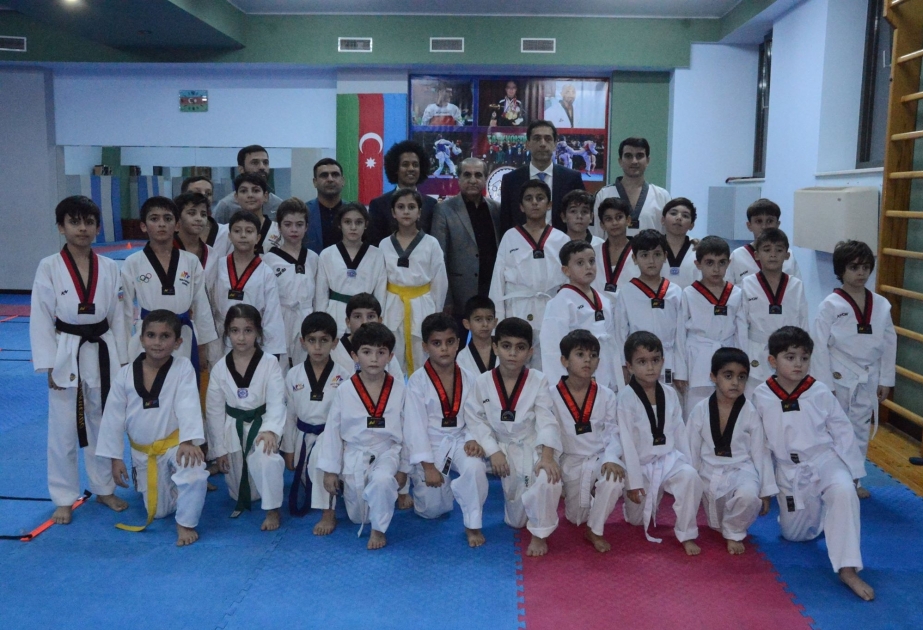 Fransa nümayəndə heyətinə Azərbaycanda taekvandonun inkişafı barədə məlumat verilib