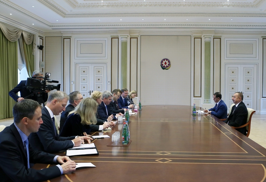 Staatspräsident Ilham Aliyev empfängt EU-Delegation VIDEO