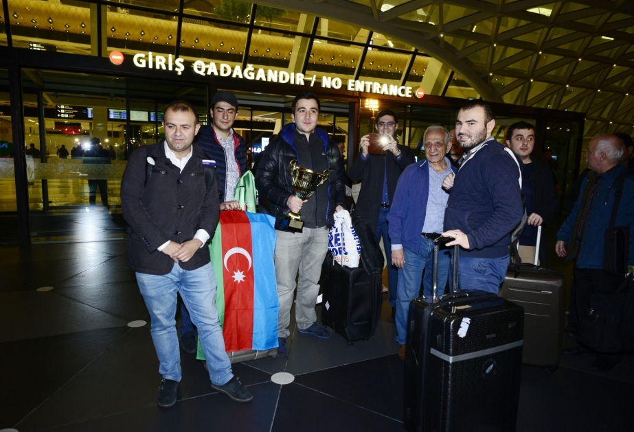 Avropa çempionatının qalibi olan şahmatçılarımız Vətənə qayıdıblar VİDEO