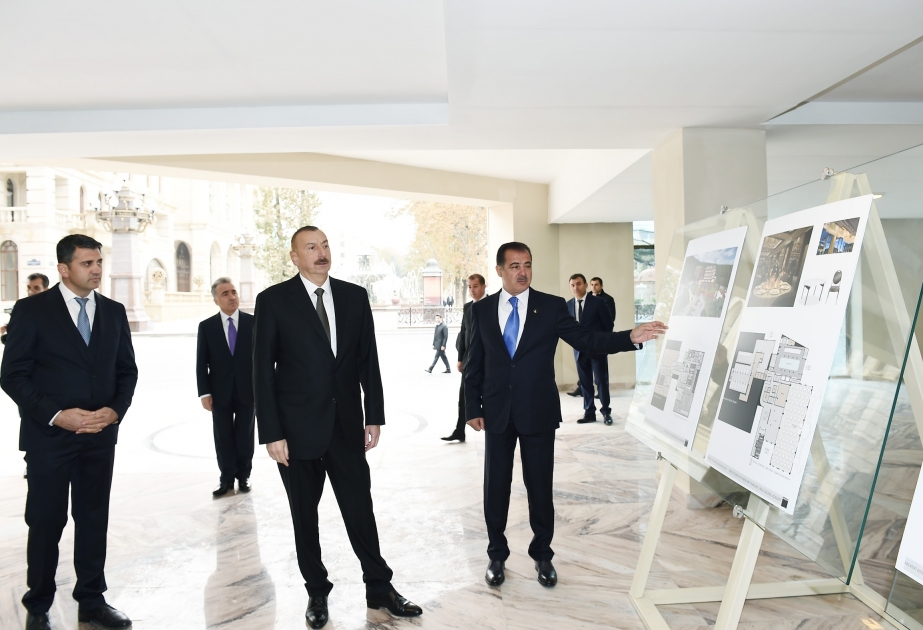 Präsident Ilham Aliyev inspiziert Verlauf von Bauarbeiten am Hotel “Majestic Palace” in Ganja VIDEO