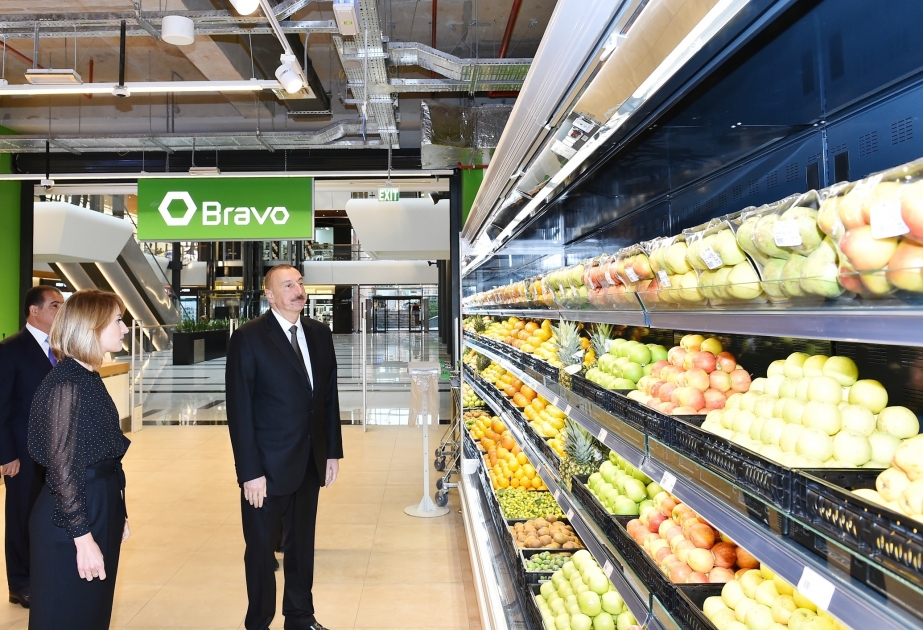 In Ganja Einkaufszentrum "Ganja Mall" zur Nutzung übergeben VIDEO