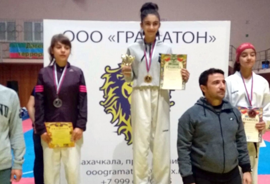 Junior Azerbaijani taekwondo fighter wins gold in Dagestan
