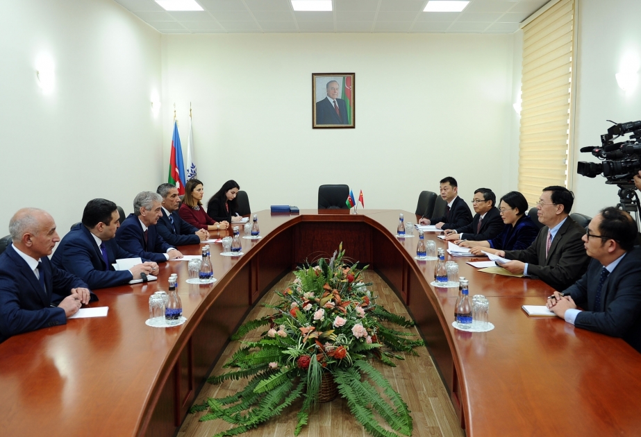 Es gibt gute Aussichten für Entwicklung der Zusammenarbeit zwischen regierenden Parteien von Aserbaidschan und China