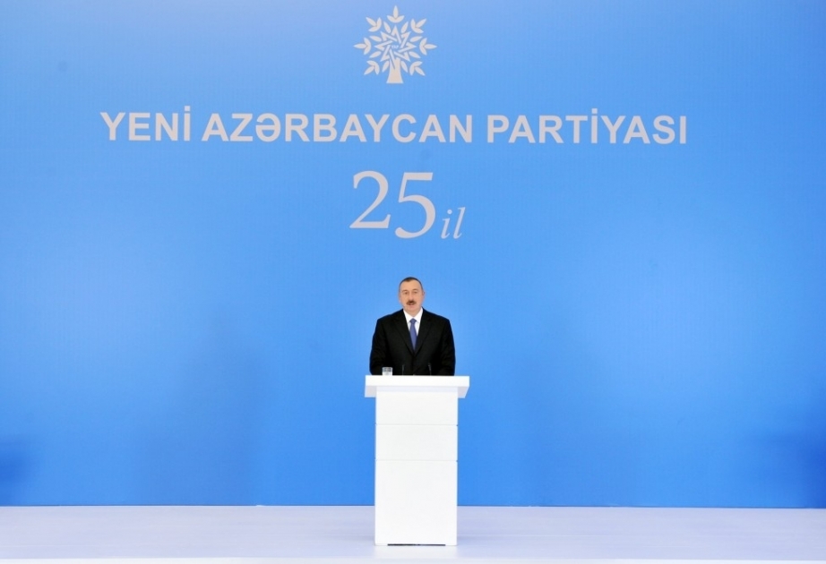 Staatspräsident Ilham Aliyev: BTK-Strecke und Nord-Süd-Korridor verwandeln Aserbaidschan in einen wichtigen Verkehrsknotenpunkt