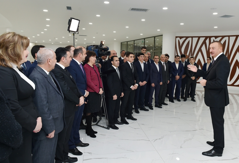 Staatspräsident Ilham Aliyev weiht neuen Olympia-Sport-Komplex Abscheron VIDEO